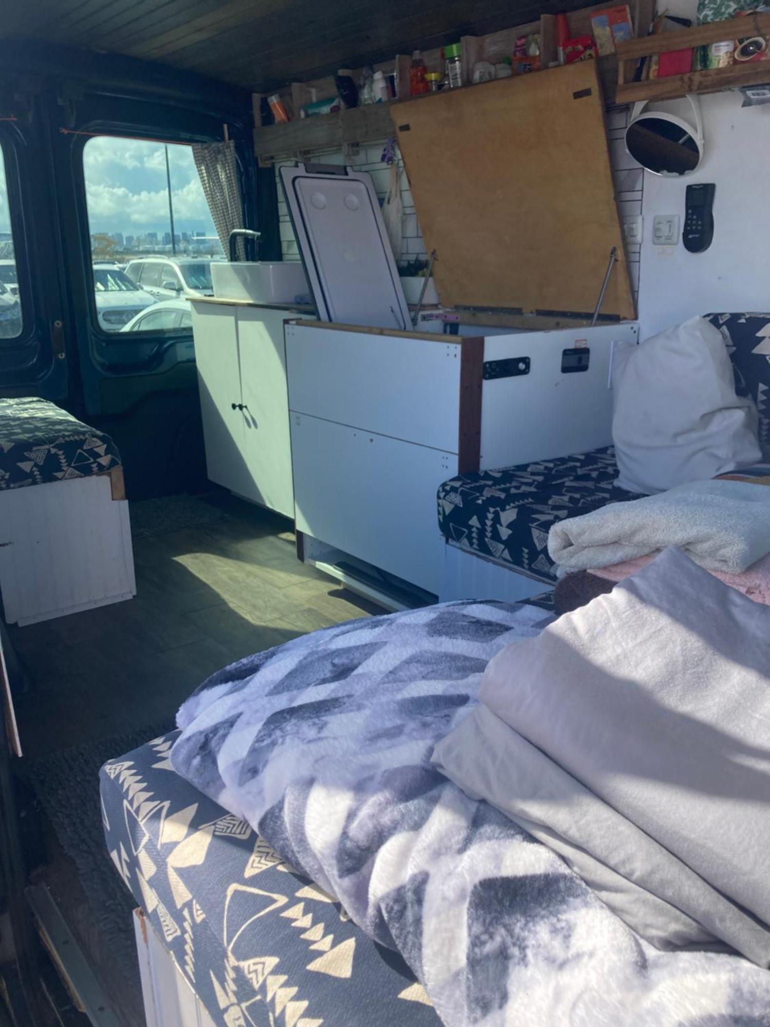 Oahu Camper Adventures Hotel Кайлуа Екстериор снимка